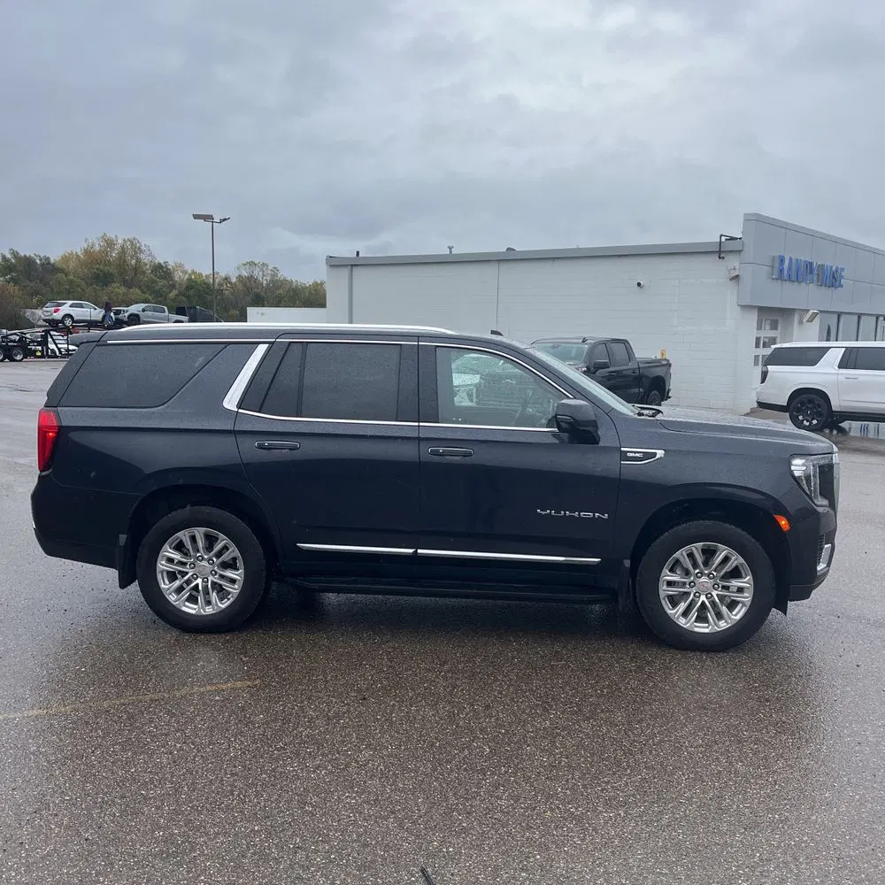 2024 GMC Yukon SLT