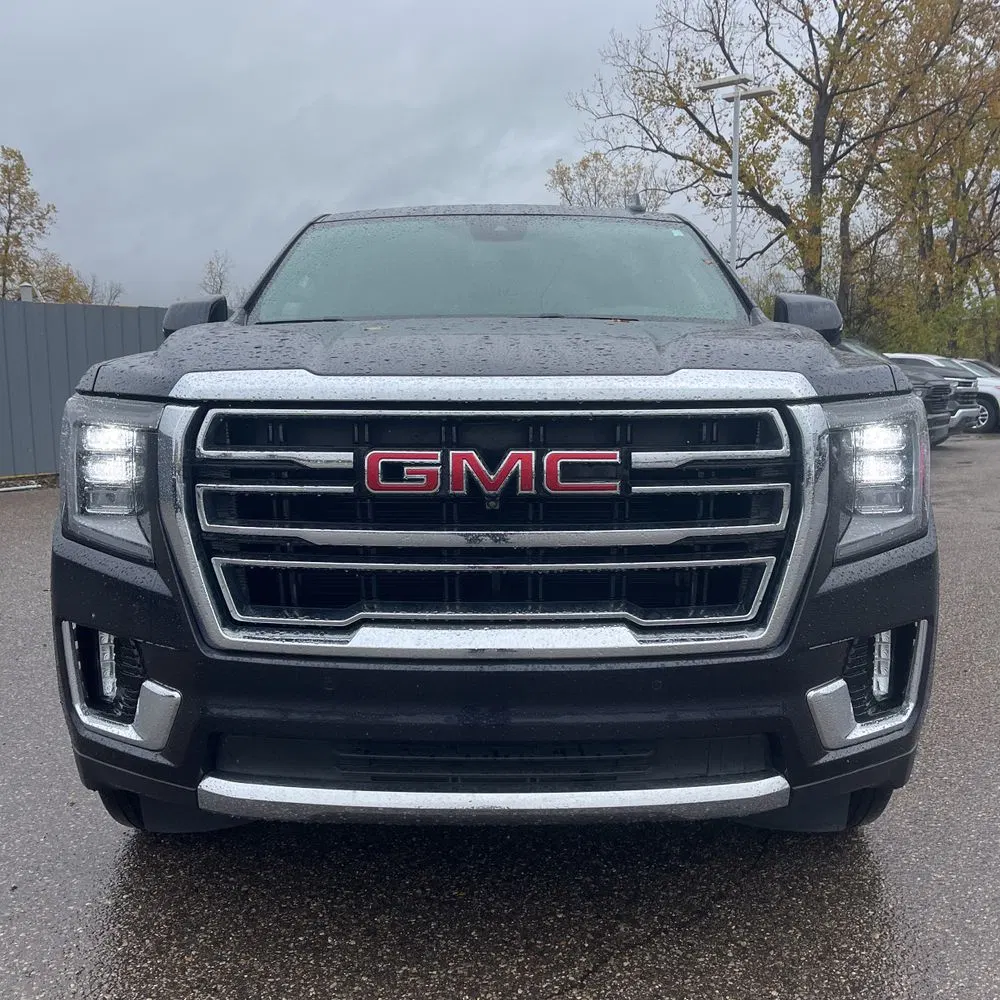 2024 GMC Yukon SLT