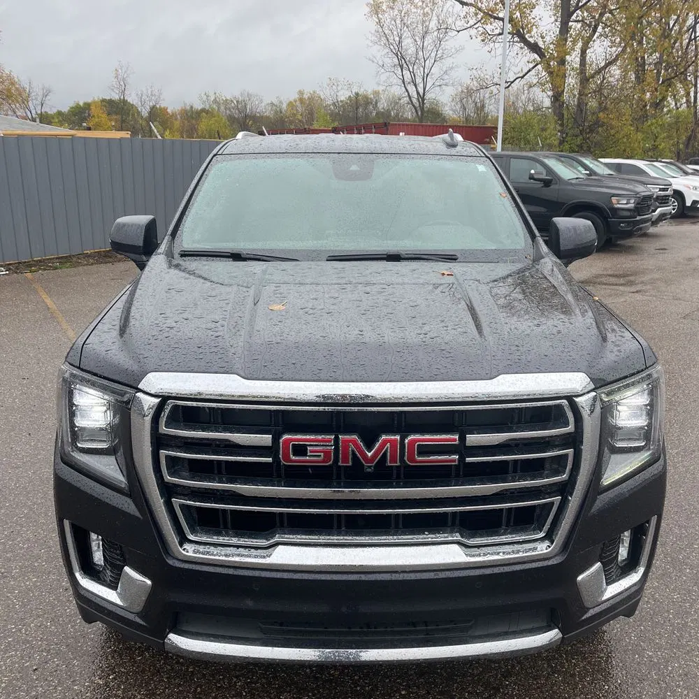 2024 GMC Yukon SLT