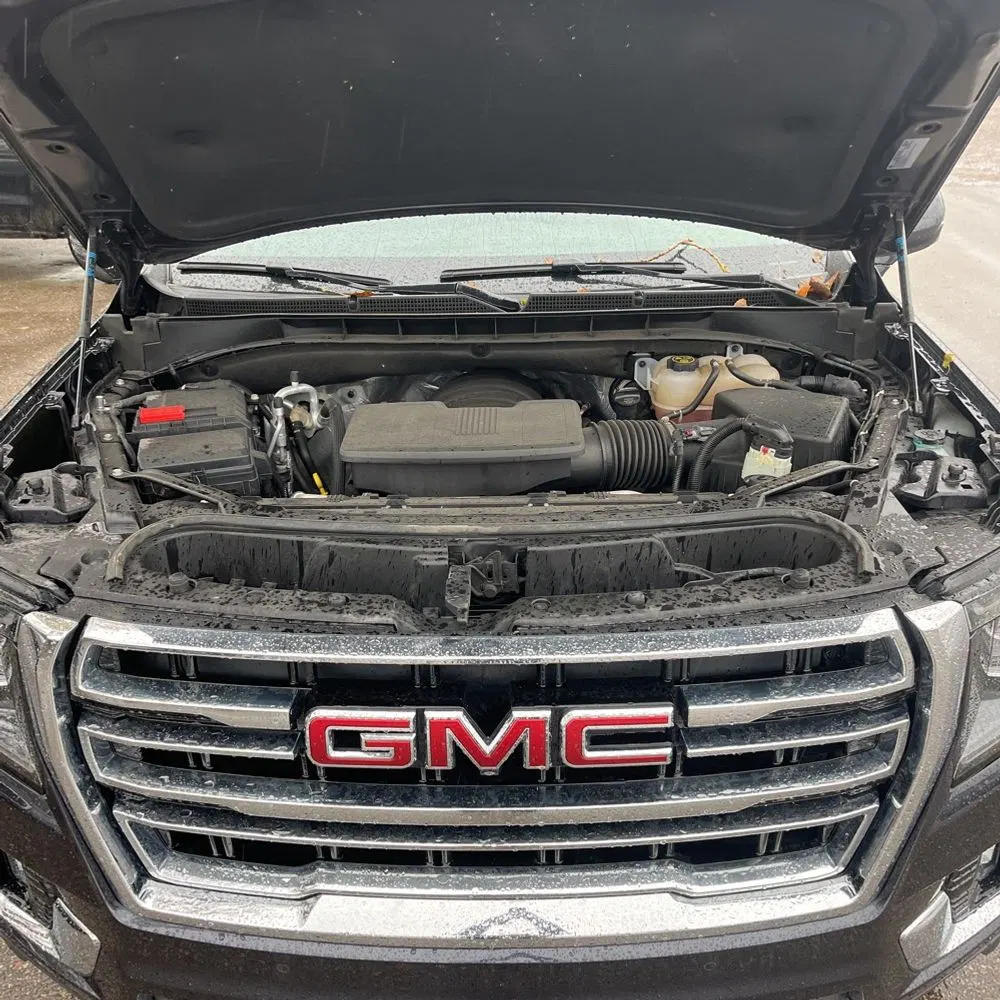 2024 GMC Yukon SLT
