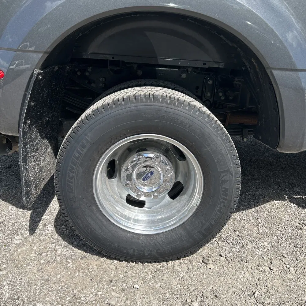 2024 Ford F350 S/D Lariat