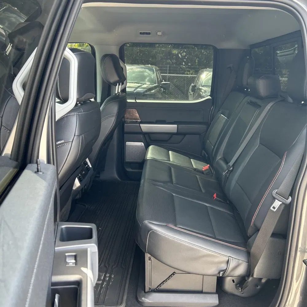 2024 Ford F350 S/D Lariat