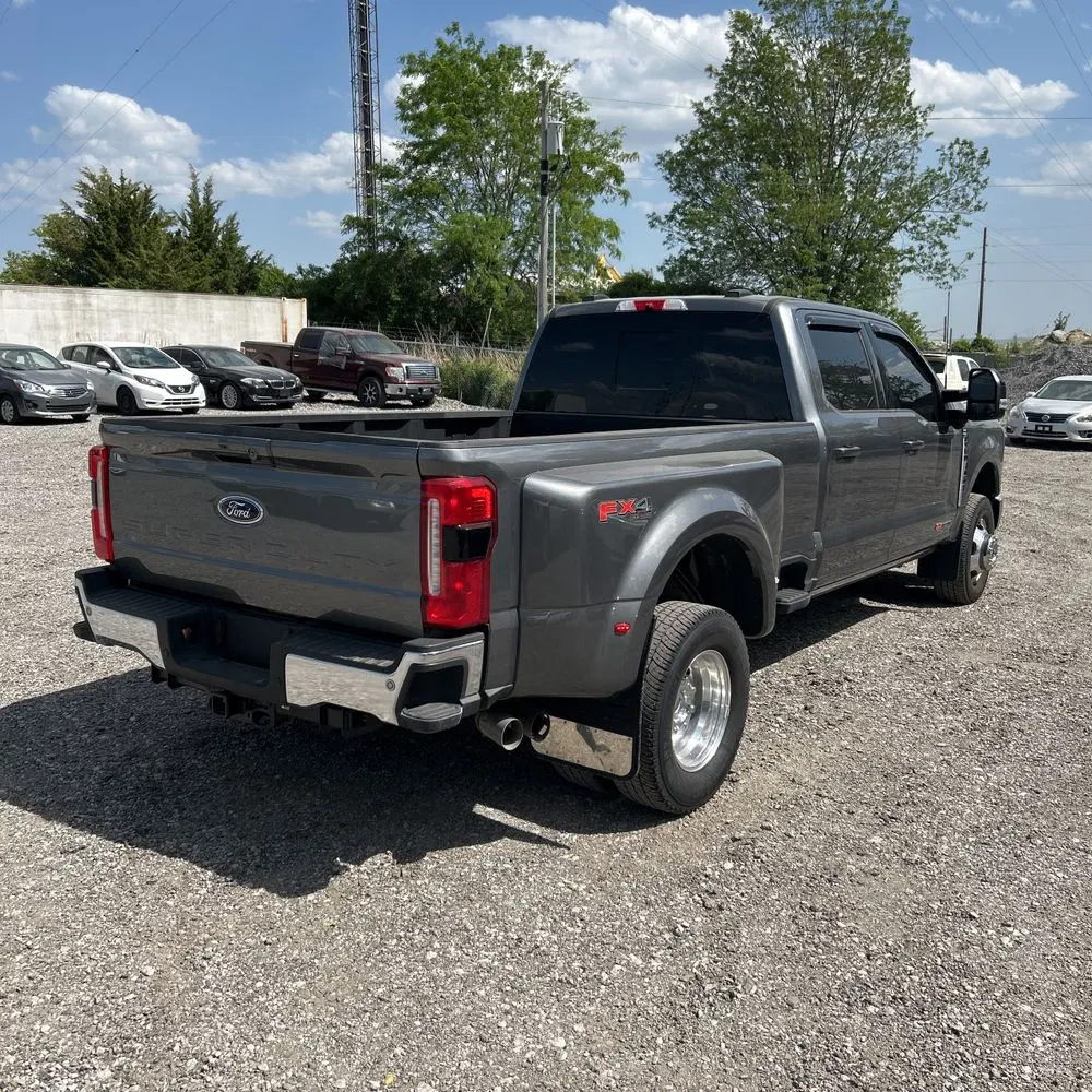 2024 Ford F350 S/D Lariat