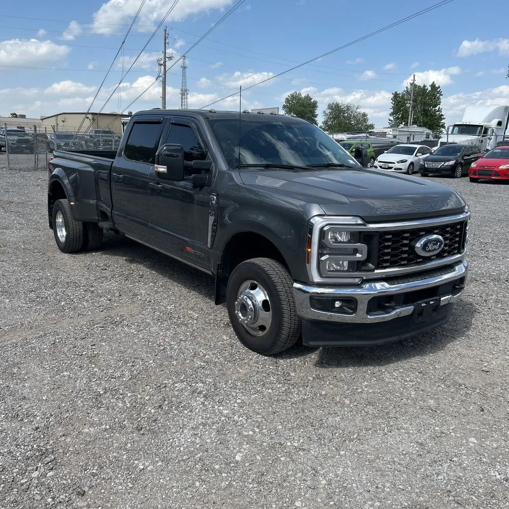 2024 Ford F350 S/D Lariat