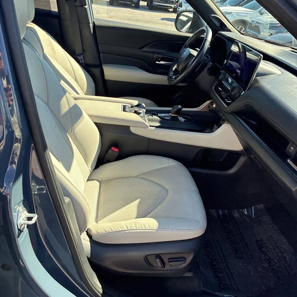 2024 Toyota Grand Highlander Hybrid MAX Platinum