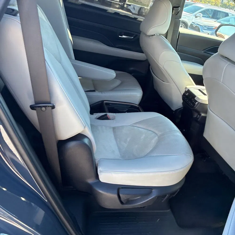 2024 Toyota Grand Highlander Hybrid MAX Platinum