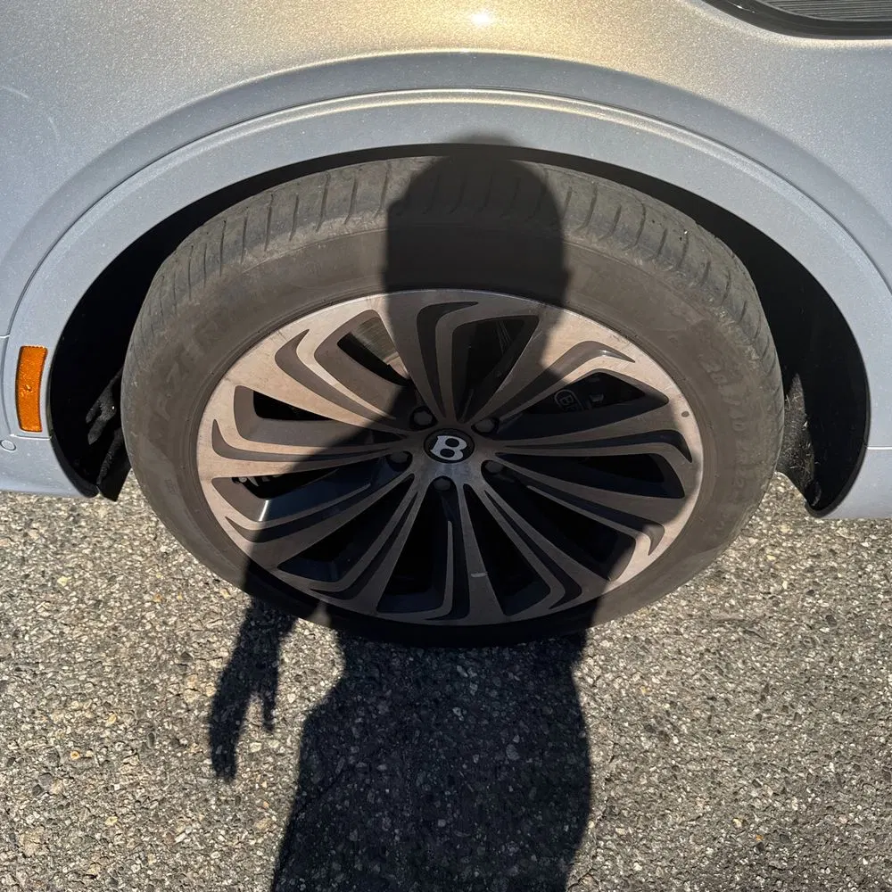 2021 Bentley Bentayga V8