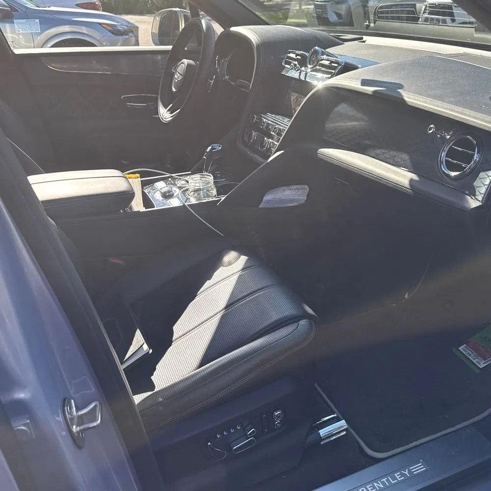 2021 Bentley Bentayga V8