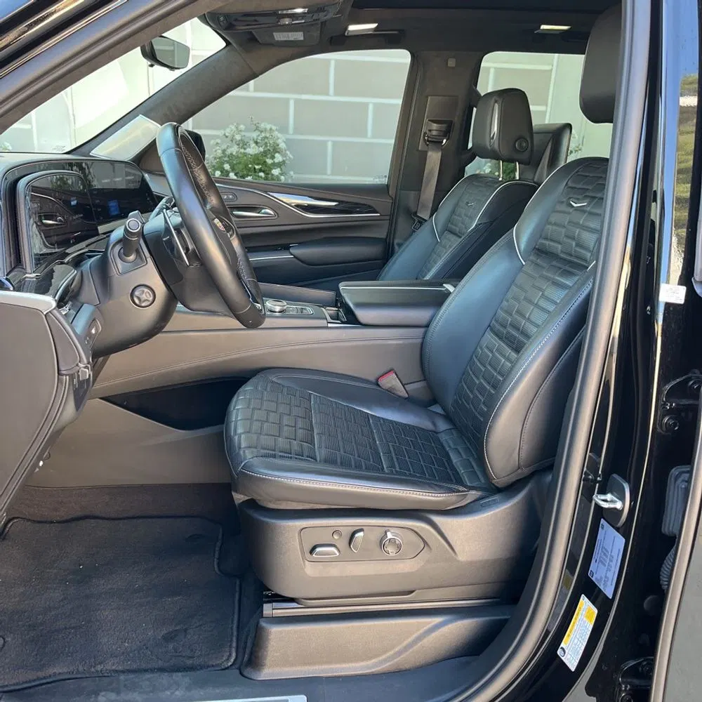 2023 Cadillac Escalade-V Base