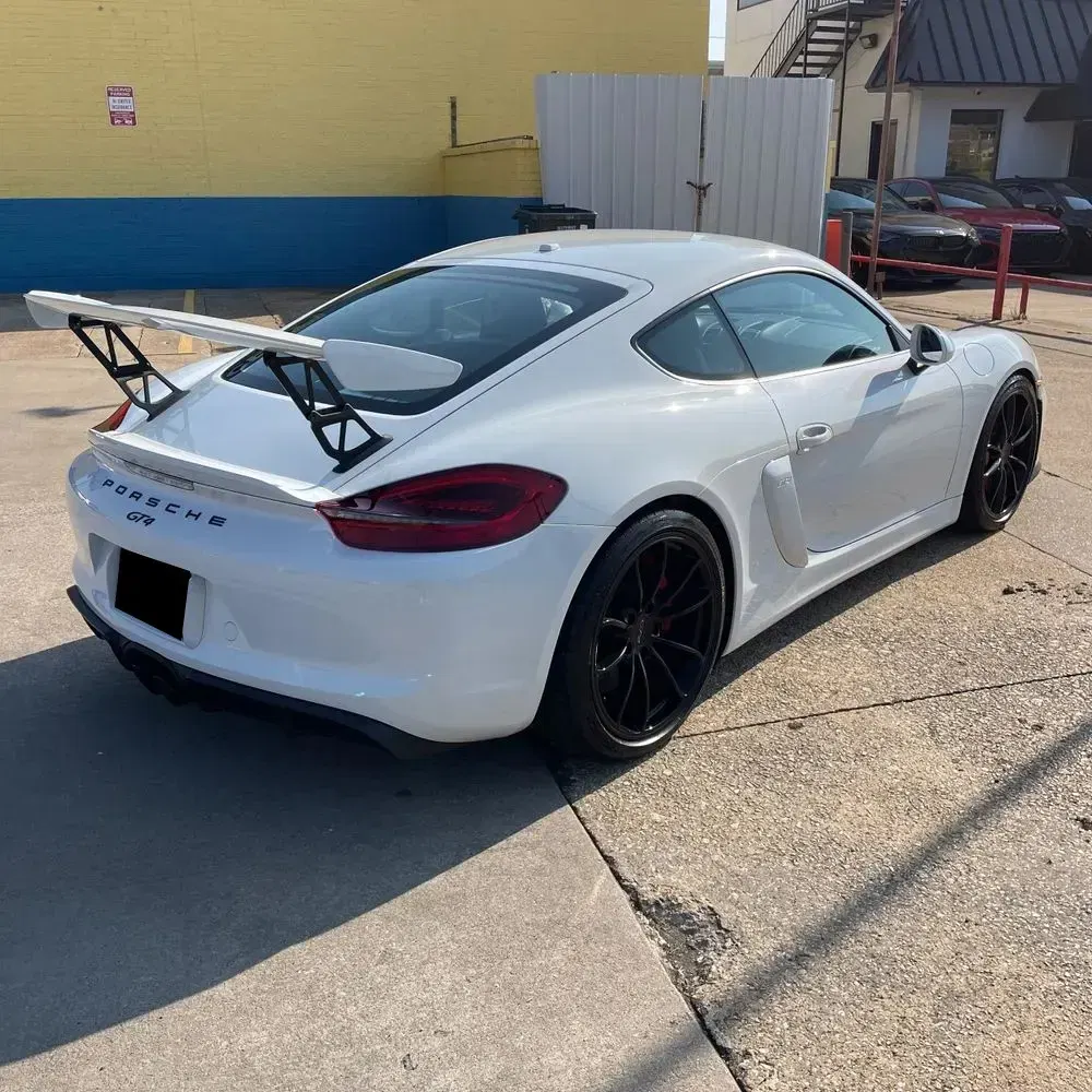 2016 Porsche Cayman GT4