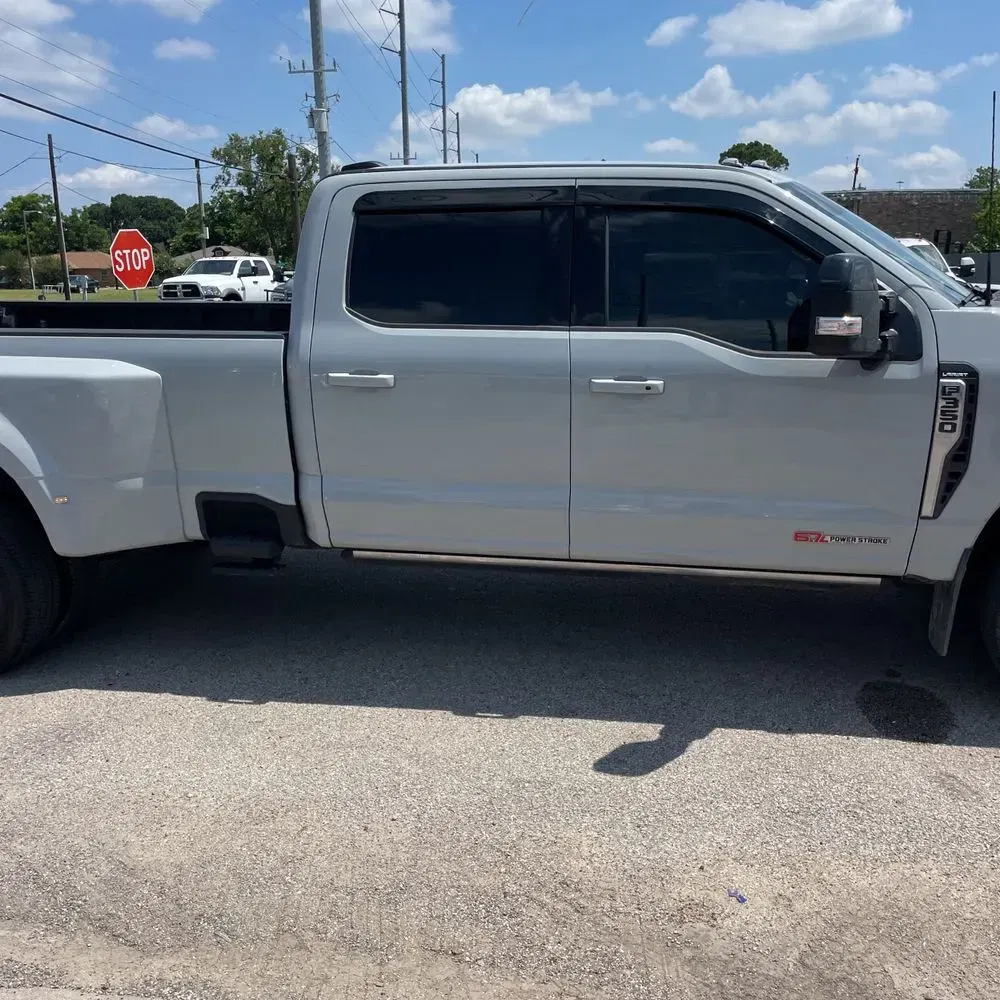 2025 Ford F-350 Super Duty Lariat