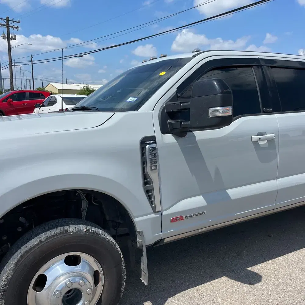 2025 Ford F-350 Super Duty Lariat