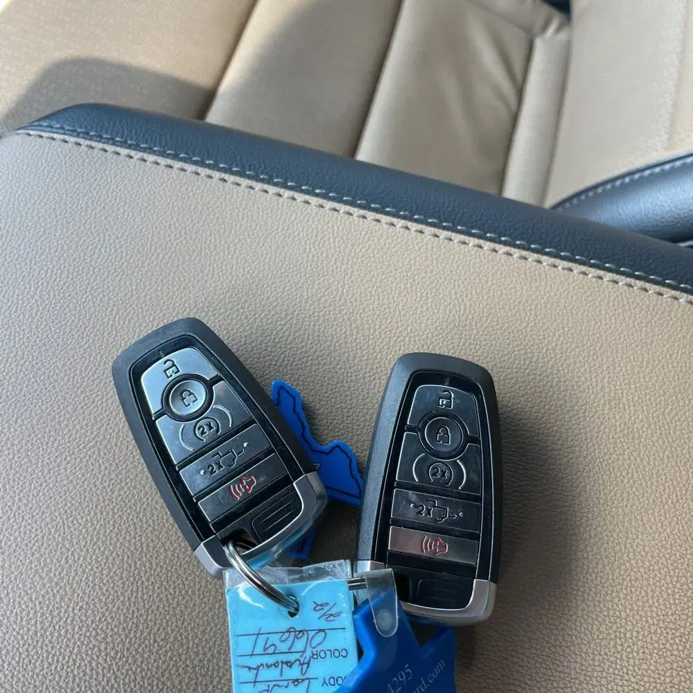 2025 Ford F-350 Super Duty Lariat