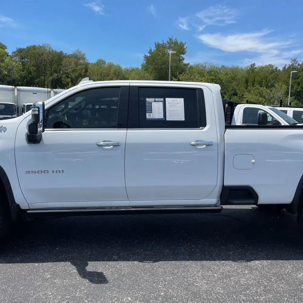 2022 Chevrolet Silverado 3500HD High Country