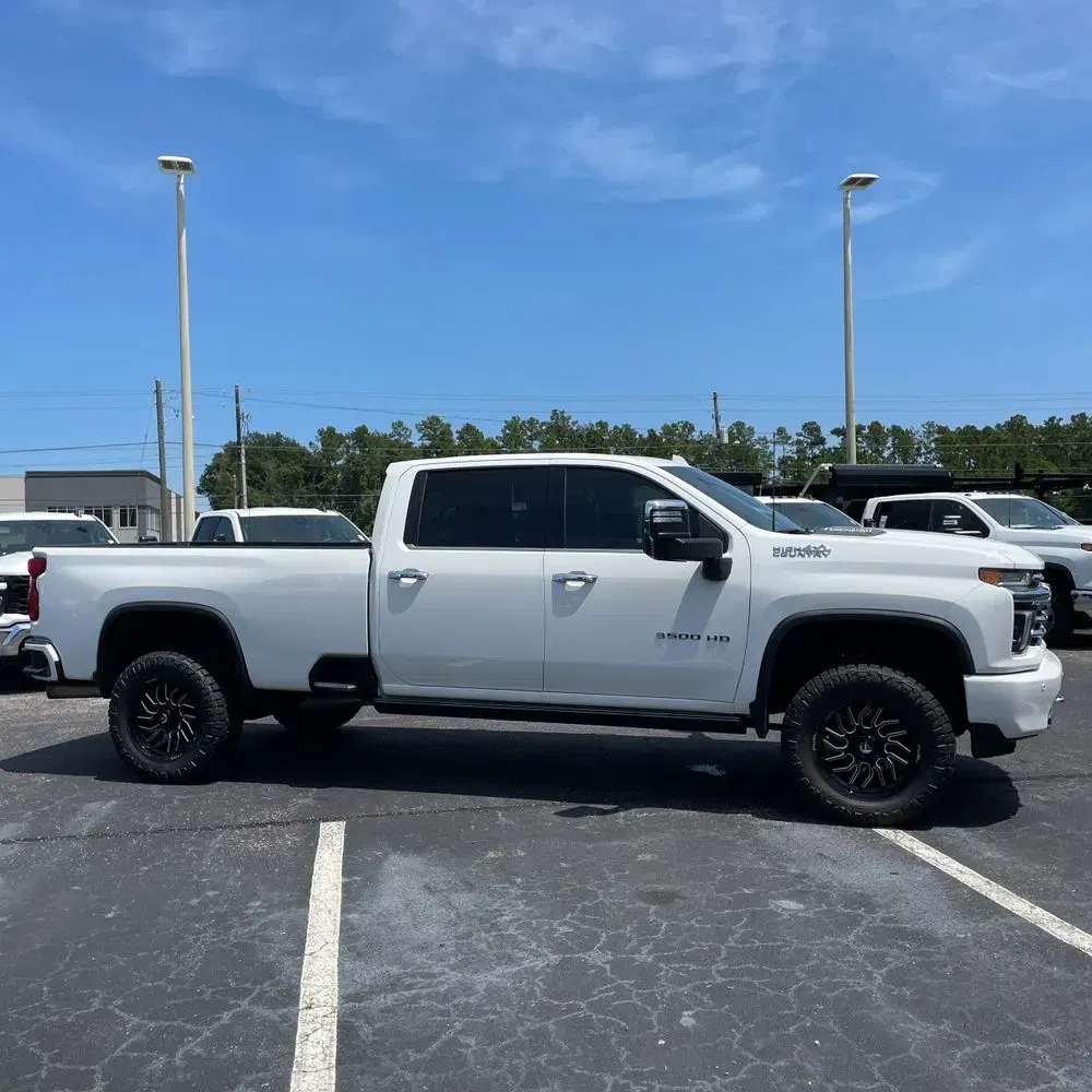 2022 Chevrolet Silverado 3500HD High Country