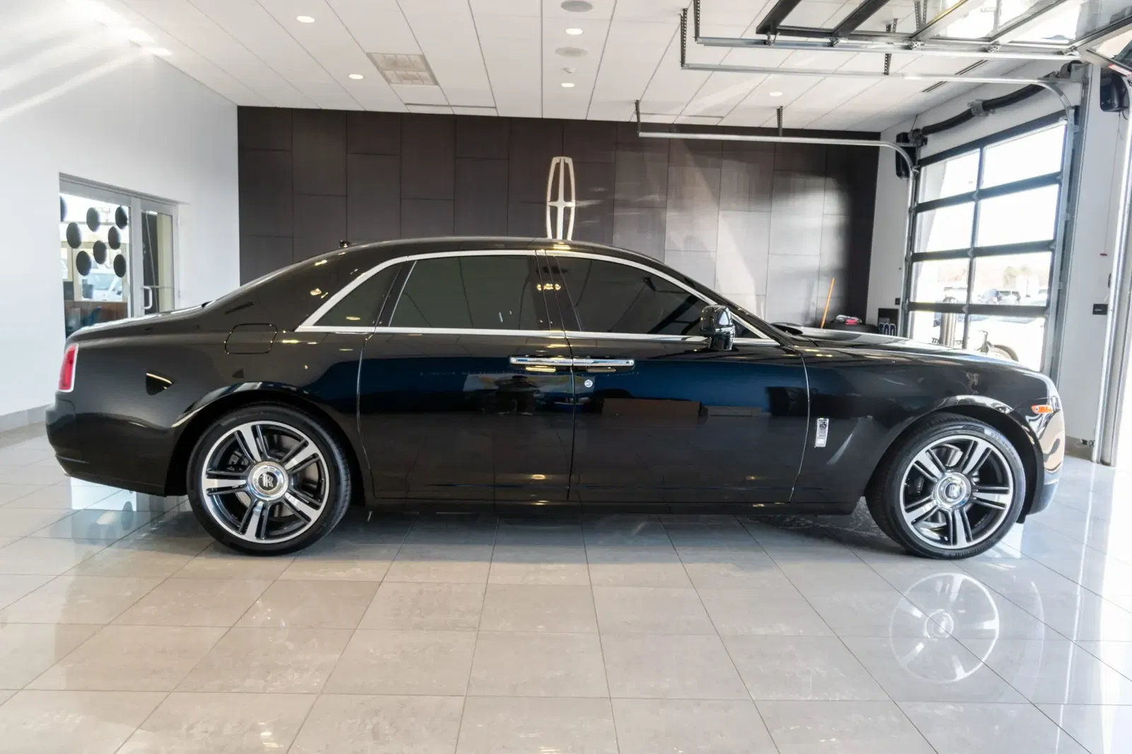 13k-Mile 2014 Rolls-Royce Ghost