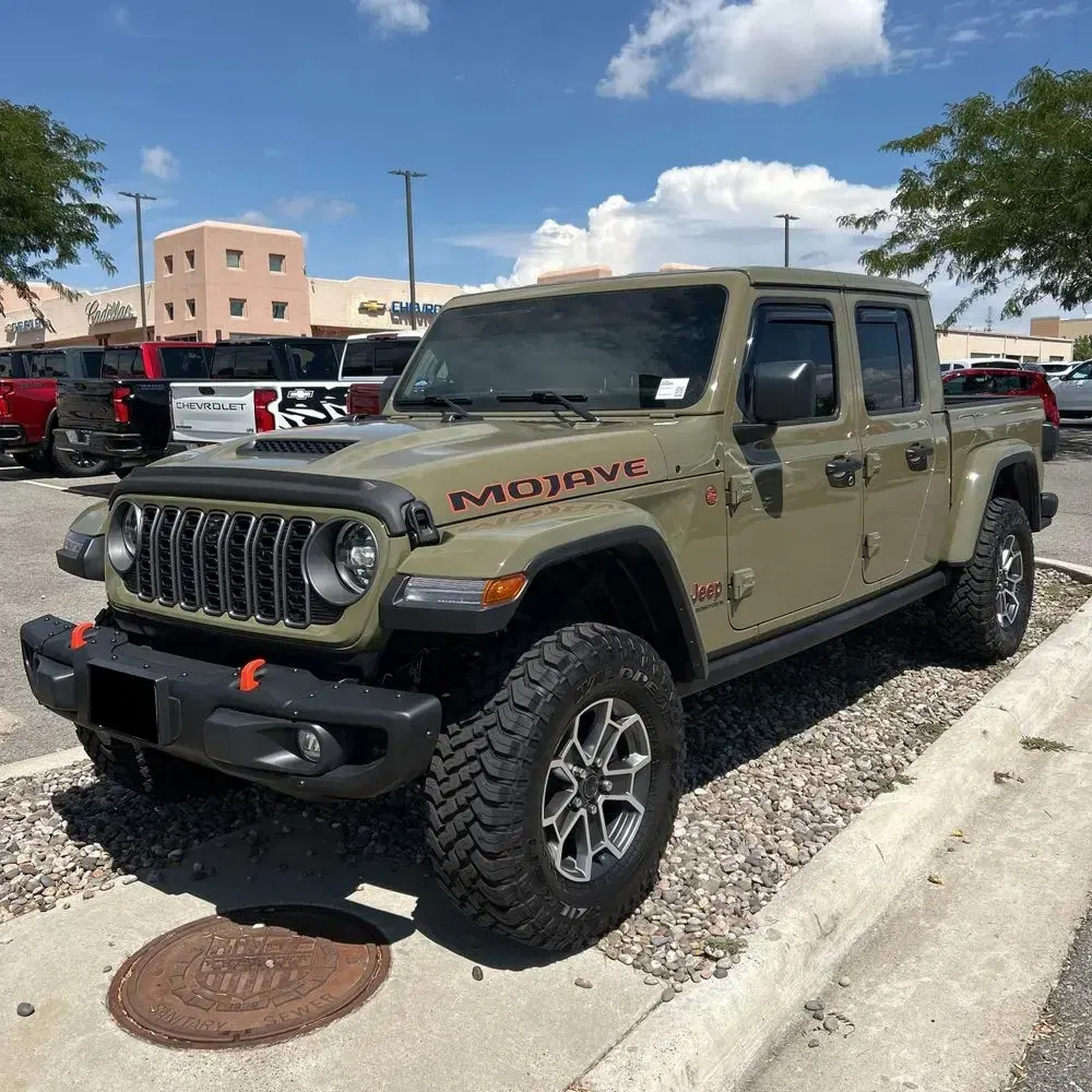 2025 Jeep Gladiator Mojave X