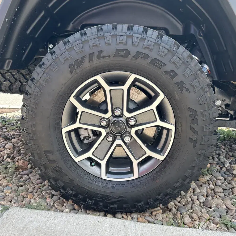 2025 Jeep Gladiator Mojave X