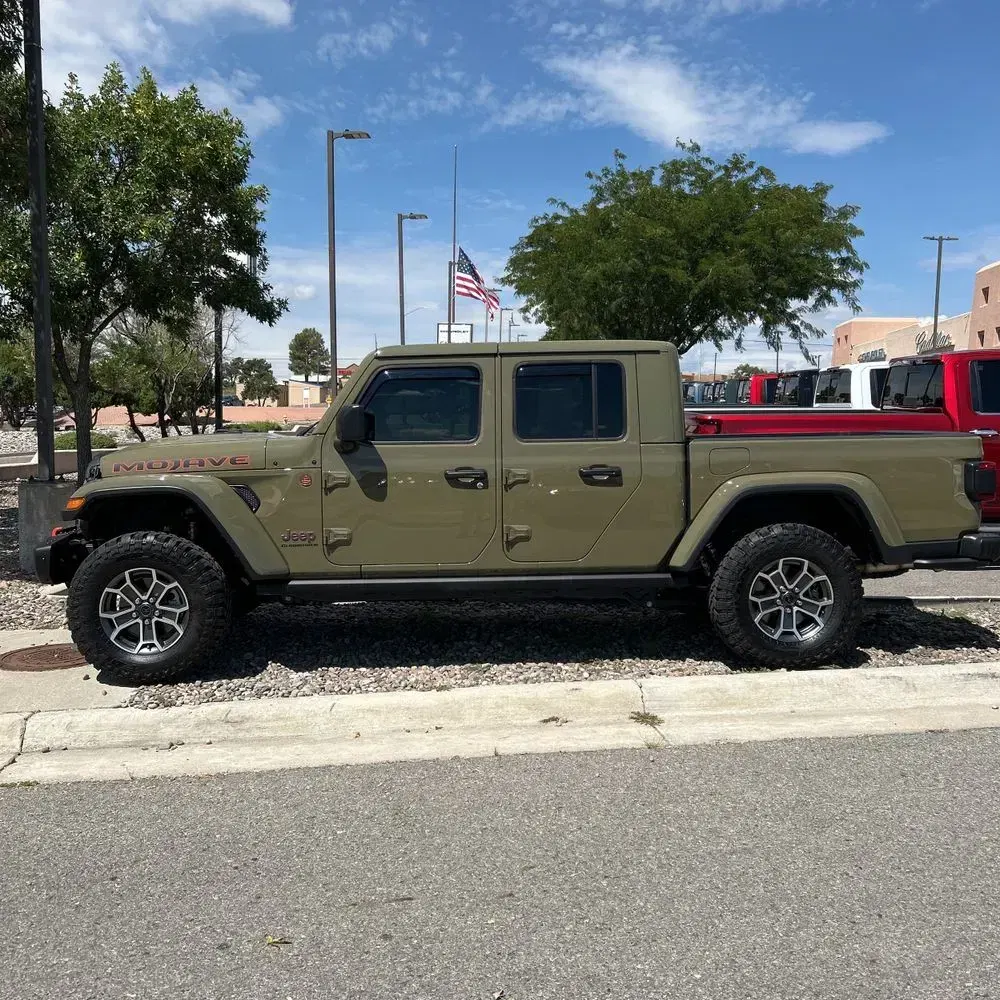 2025 Jeep Gladiator Mojave X