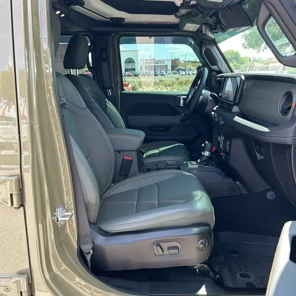 2025 Jeep Gladiator Mojave X