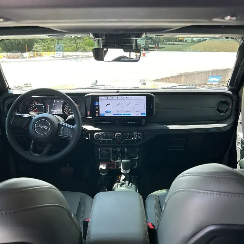 2025 Jeep Gladiator Mojave X
