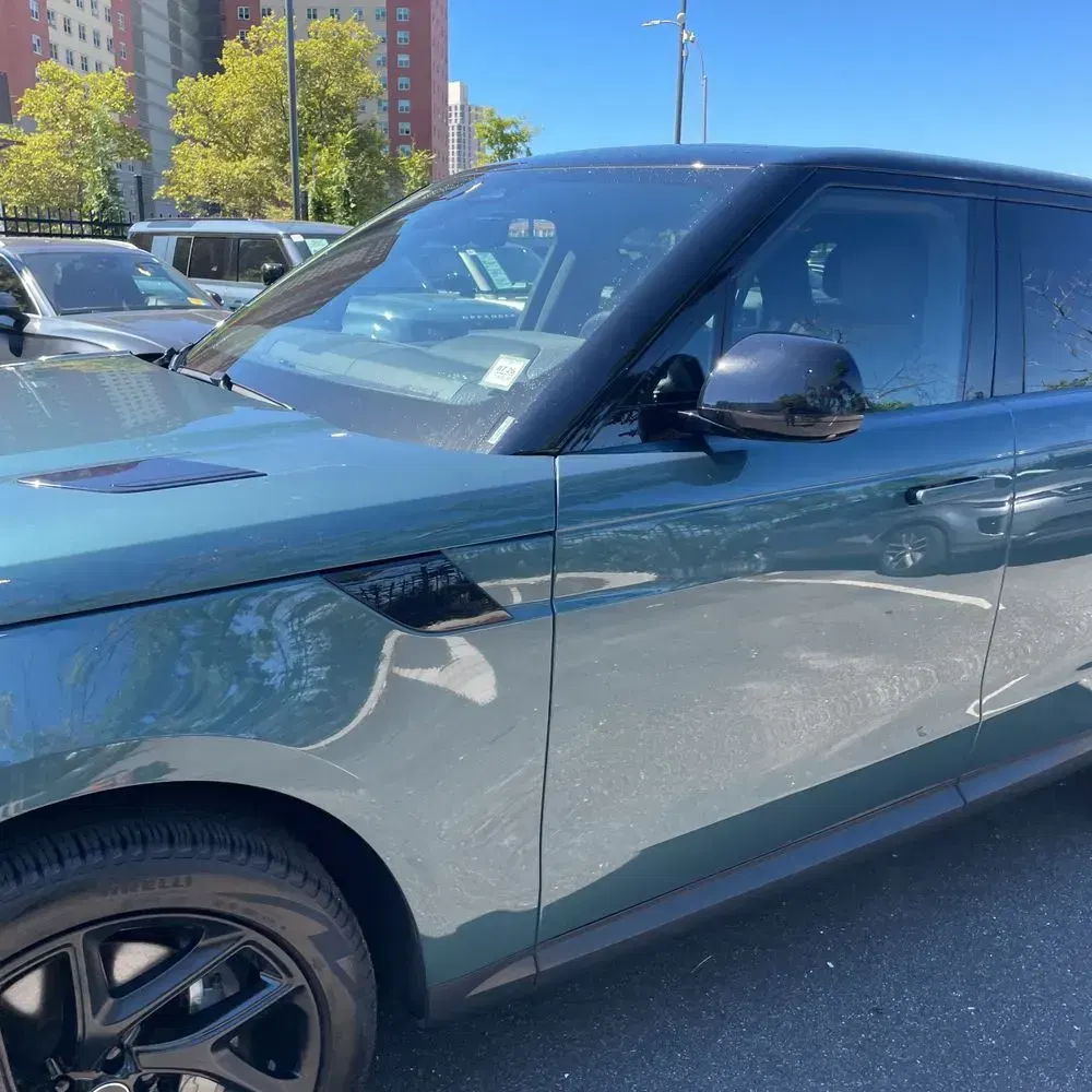 2024 Land Rover Range Rover Sport P360 SE