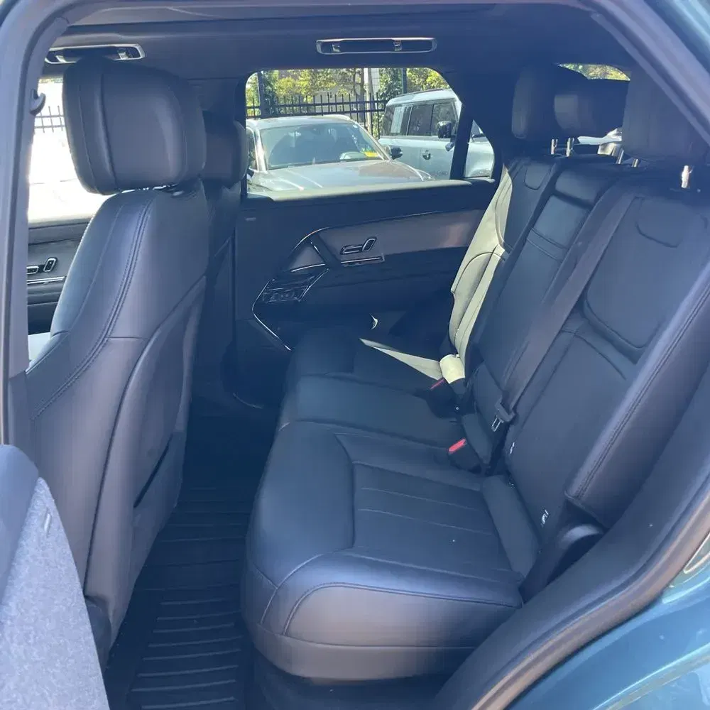 2024 Land Rover Range Rover Sport P360 SE