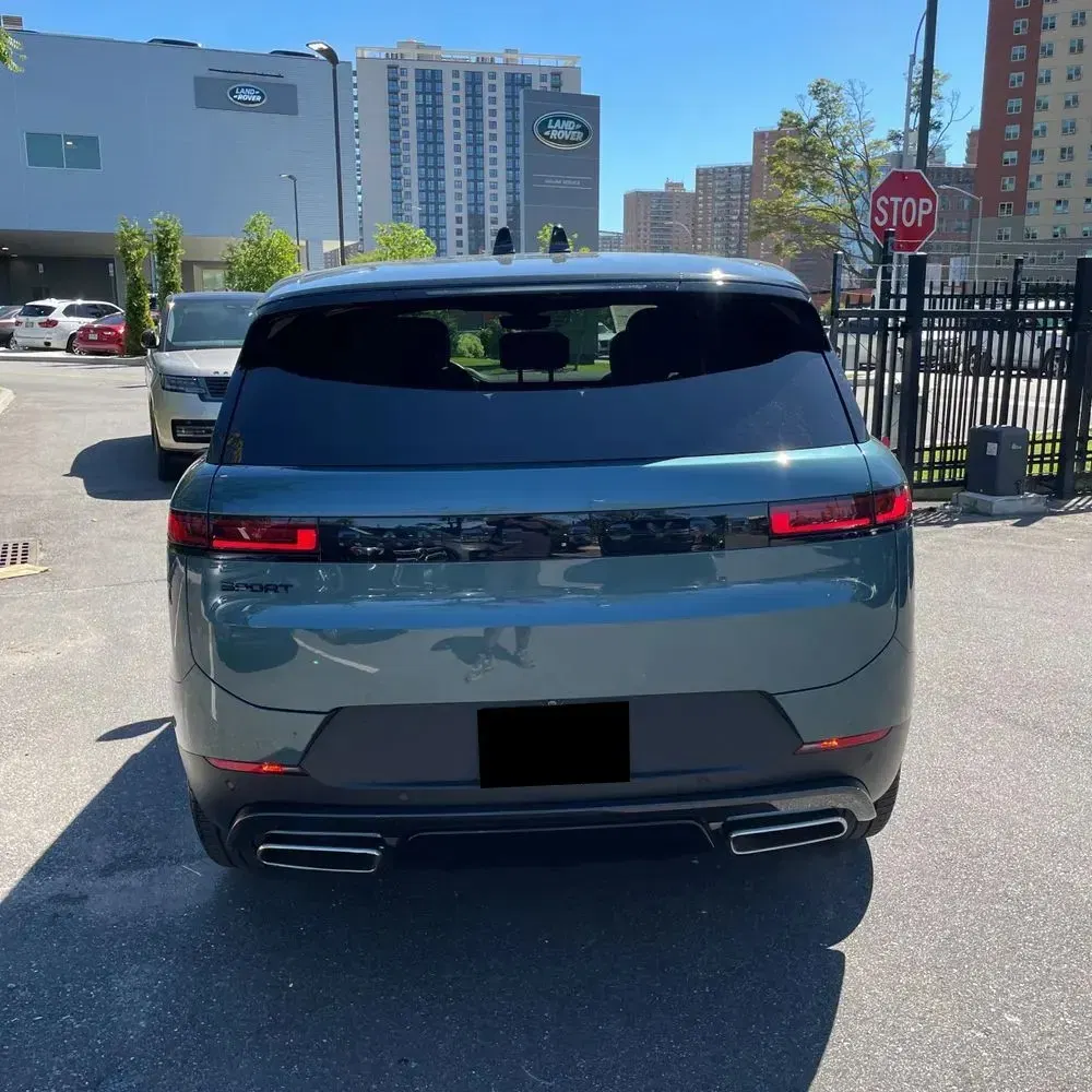2024 Land Rover Range Rover Sport P360 SE