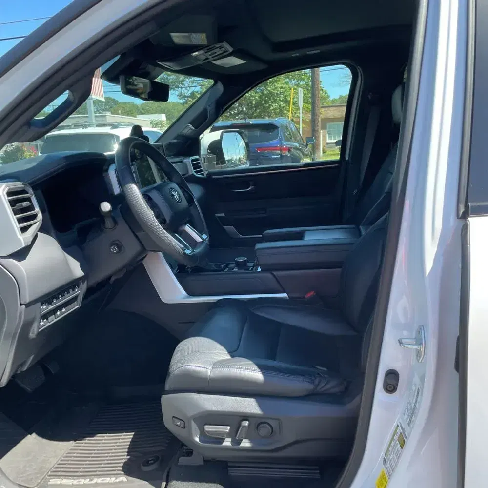 2024 Toyota Sequoia Platinum