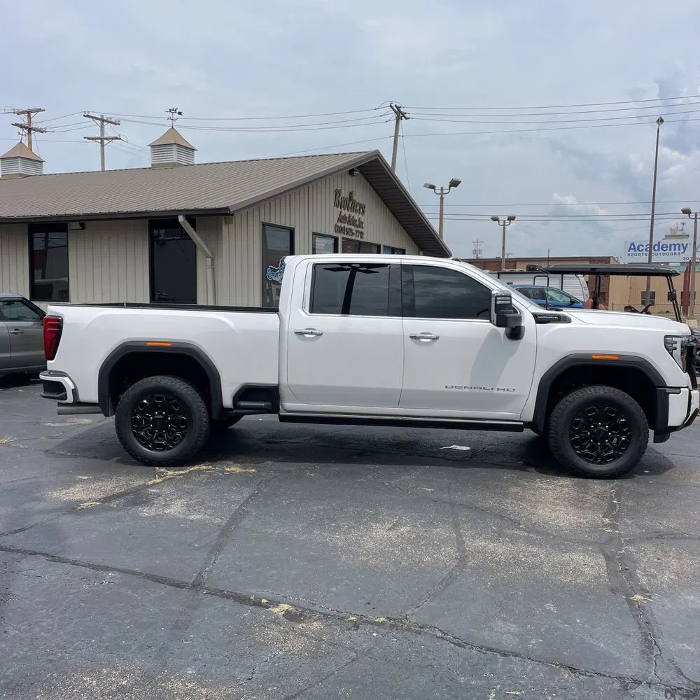 2025 GMC Sierra 2500HD Denali Ultimate