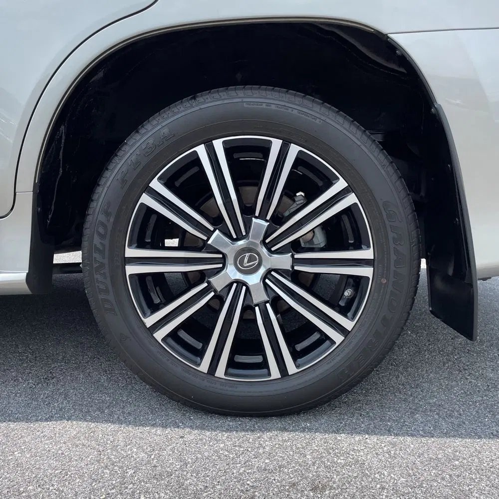 2021 Lexus LX 570 Three-Row
