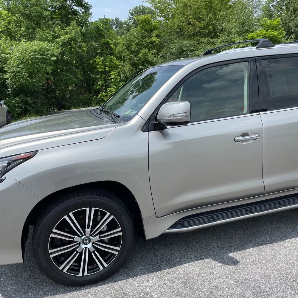 2021 Lexus LX 570 Three-Row