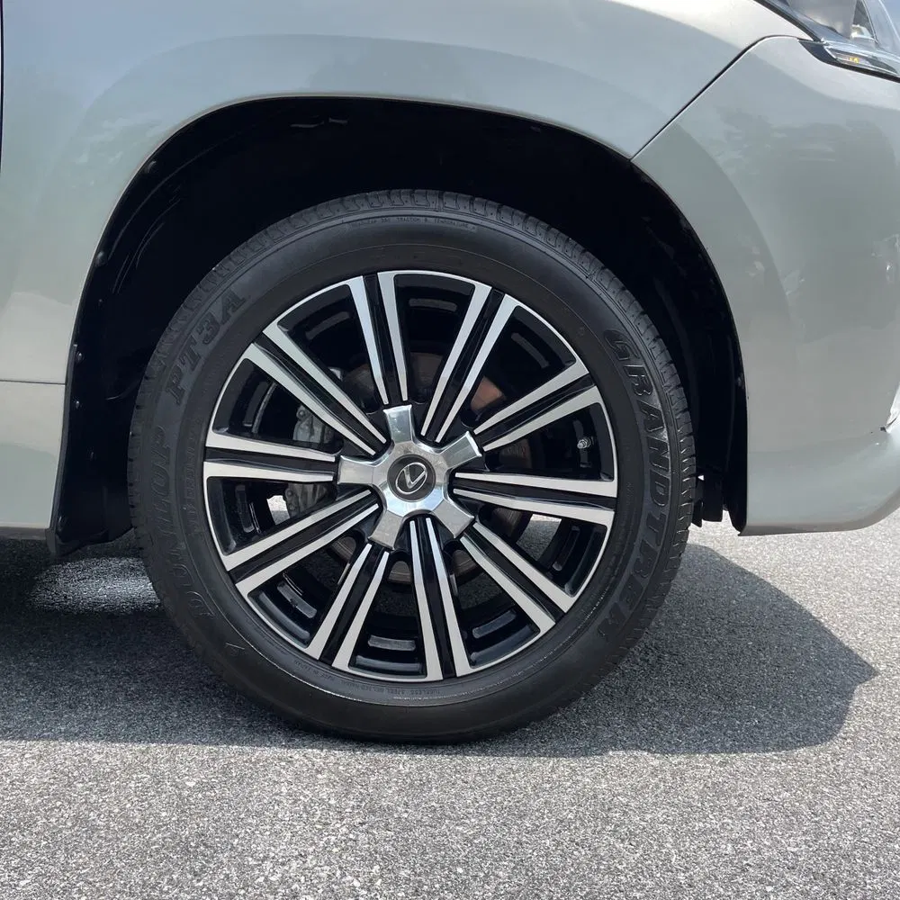2021 Lexus LX 570 Three-Row