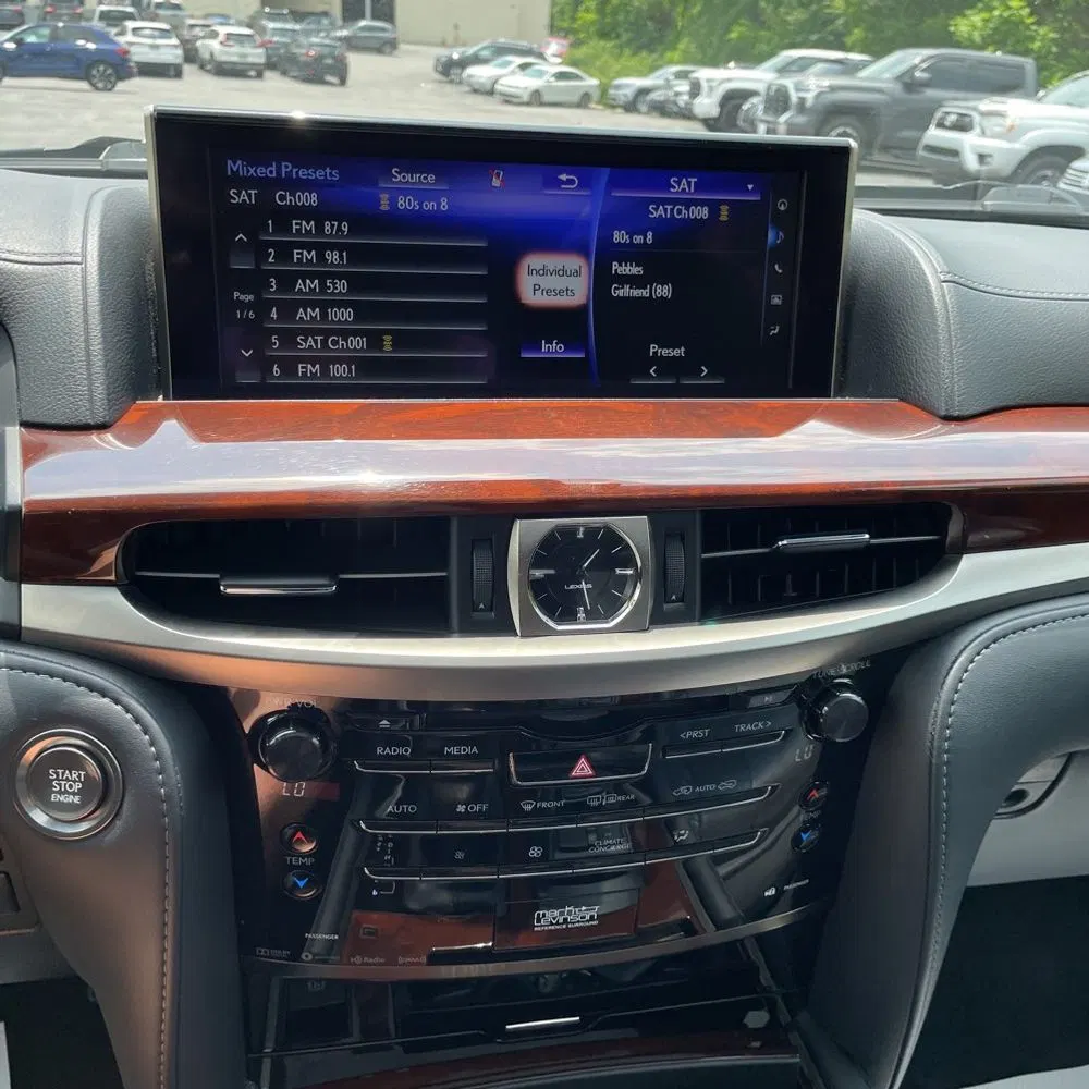 2021 Lexus LX 570 Three-Row