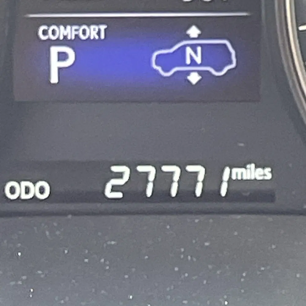 2021 Lexus LX 570 Three-Row