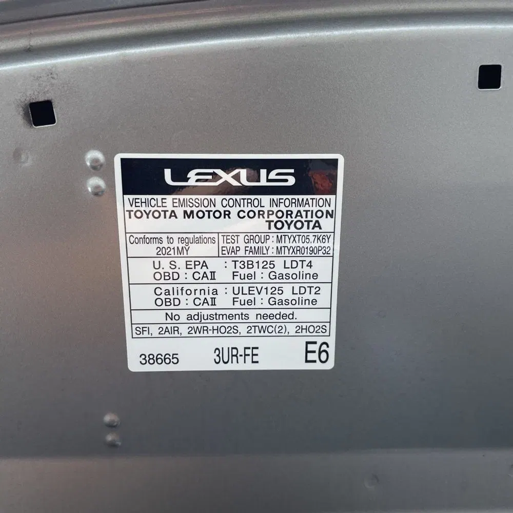 2021 Lexus LX 570 Three-Row