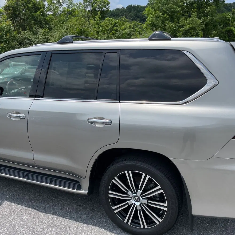 2021 Lexus LX 570 Three-Row