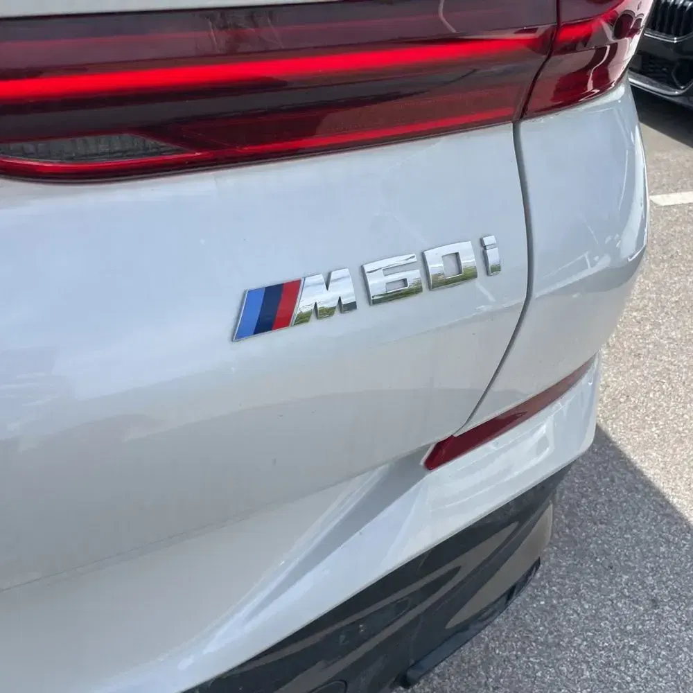 2024 BMW X6 M60i