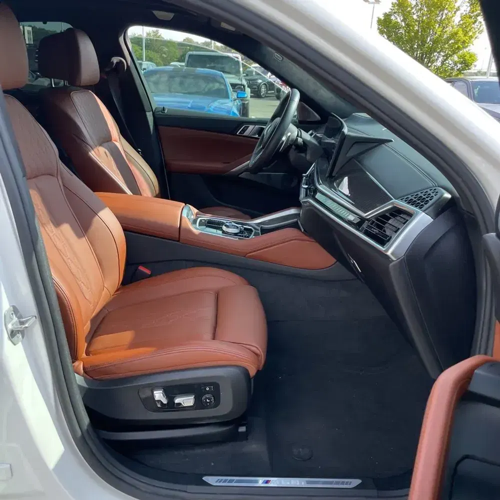 2024 BMW X6 M60i