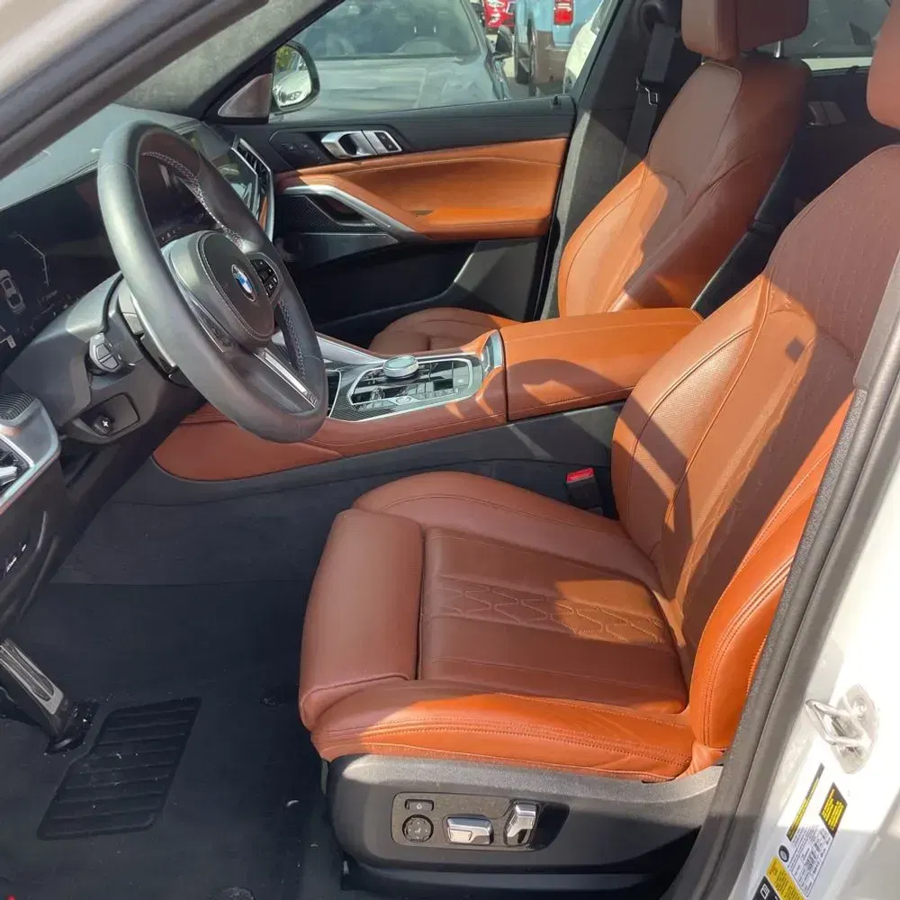 2024 BMW X6 M60i