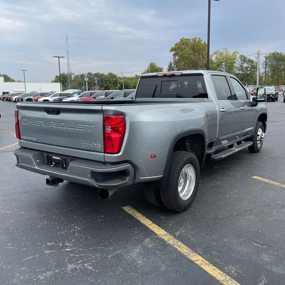 2024 Chevrolet Silverado 3500HD High Country