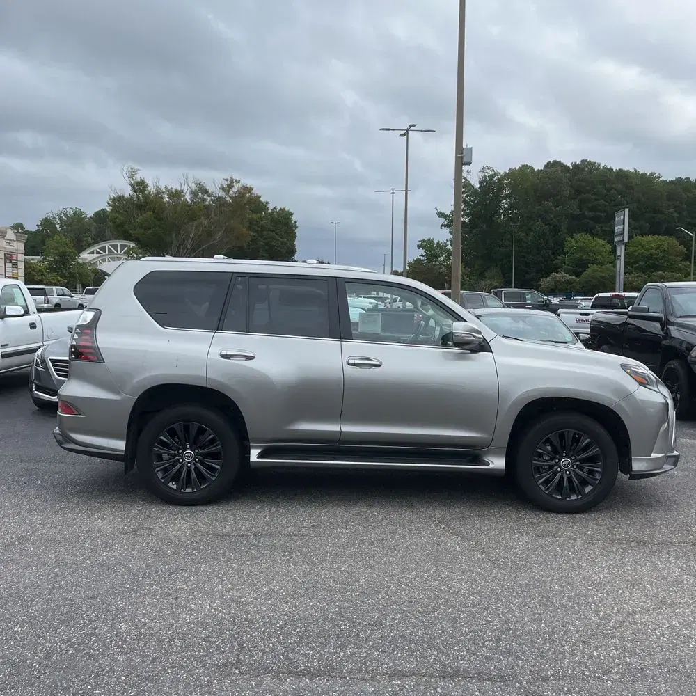 2023 Lexus GX 460 Base