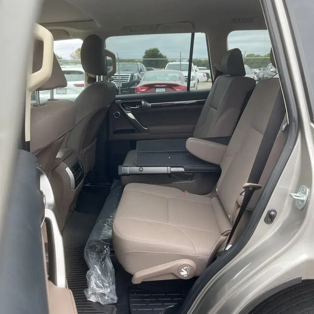 2023 Lexus GX 460 Base