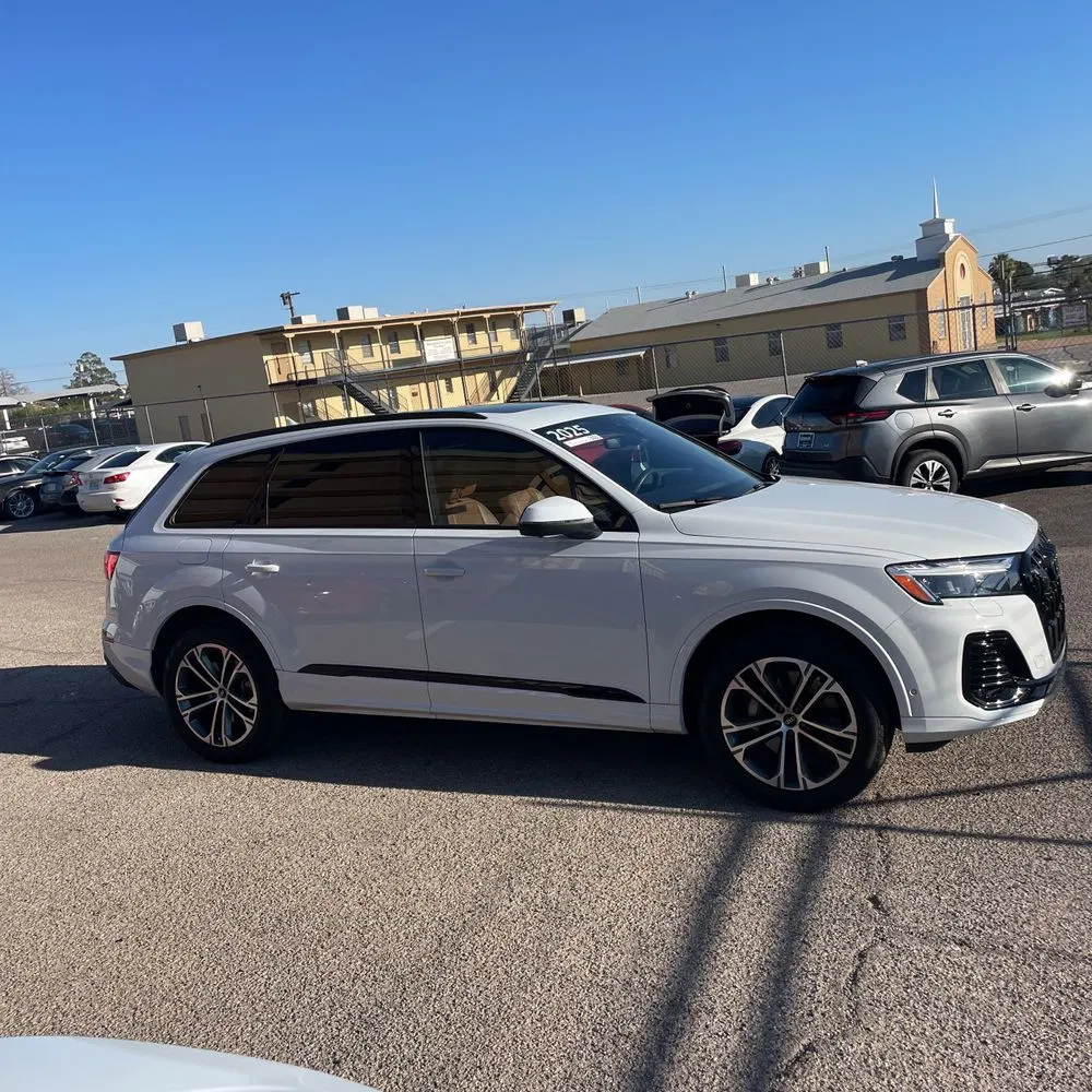 2025 Audi Q7 Premium Plus 45