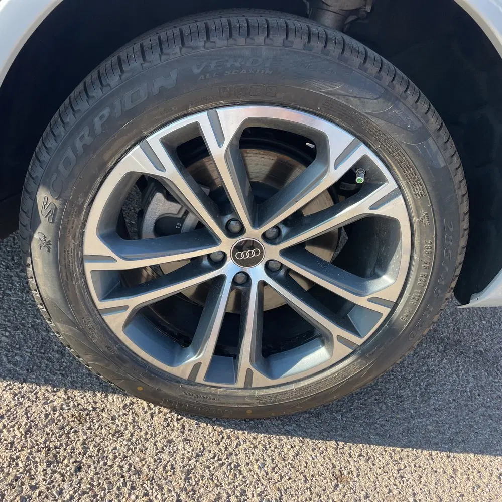 2025 Audi Q7 Premium Plus 45