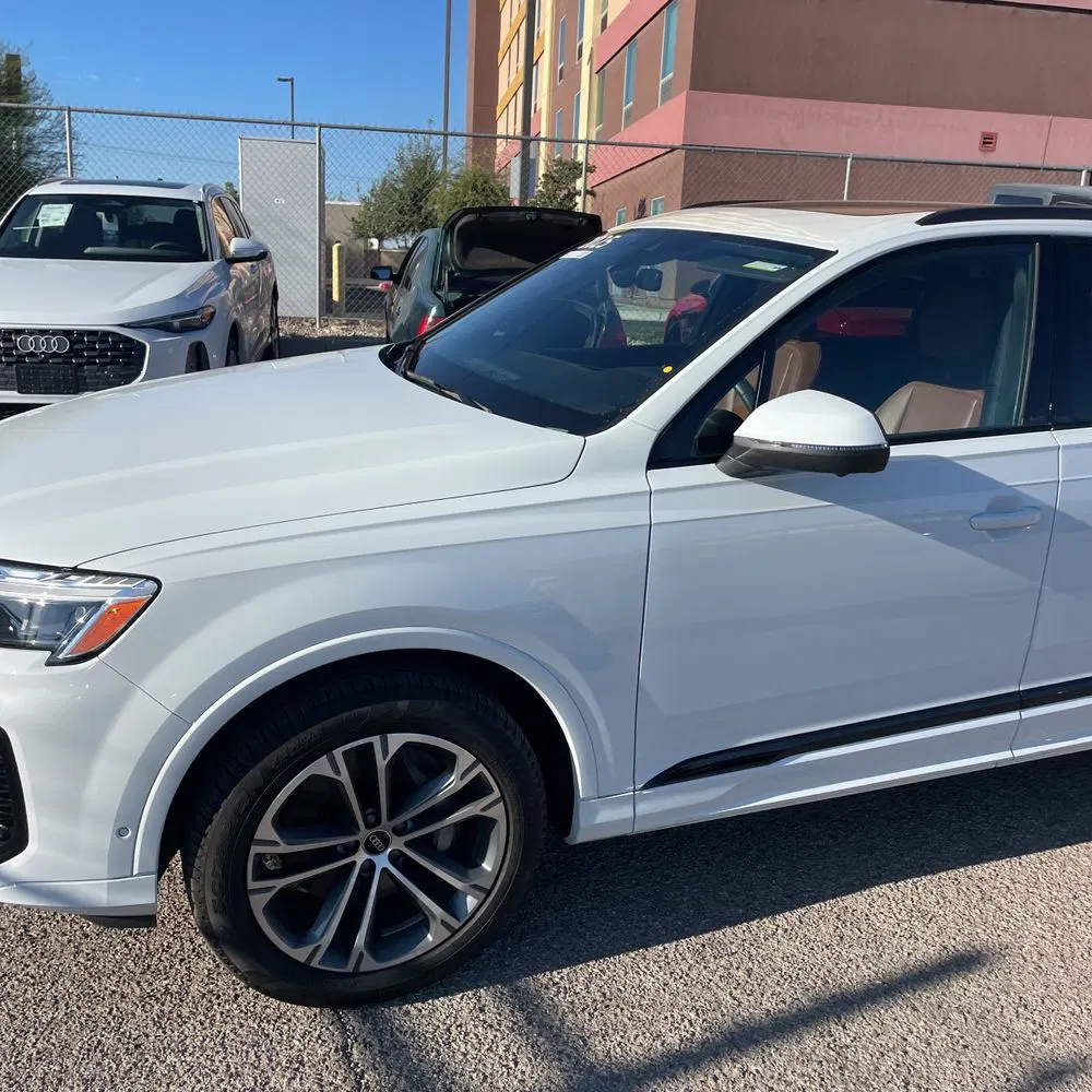 2025 Audi Q7 Premium Plus 45