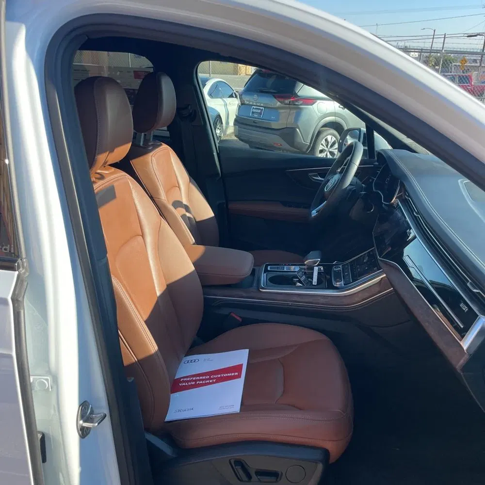 2025 Audi Q7 Premium Plus 45