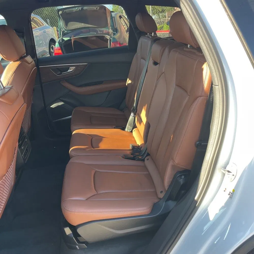 2025 Audi Q7 Premium Plus 45