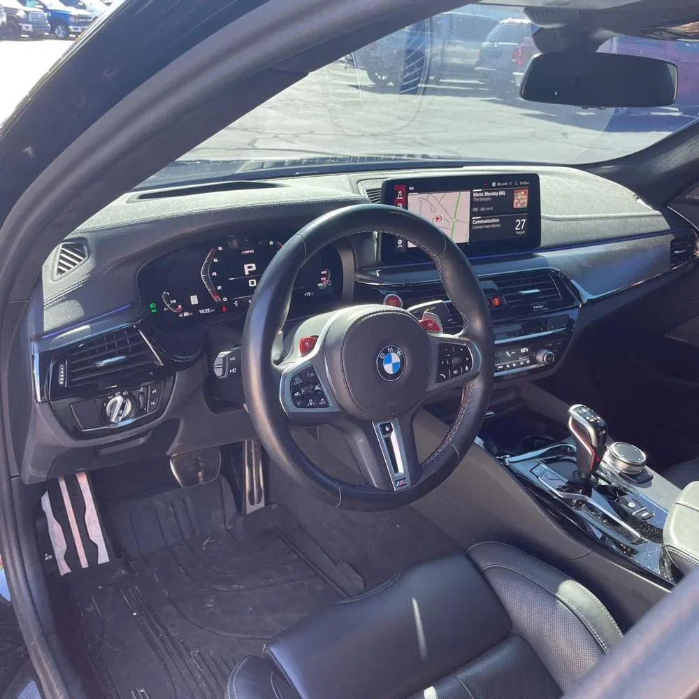 2023 BMW M5