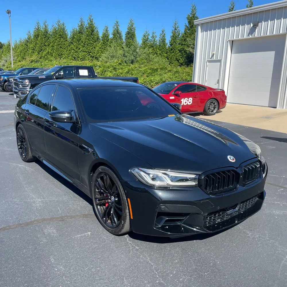 2023 BMW M5